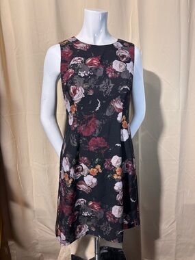 EEUC Saks Elegant Black Floral A-Line Dress